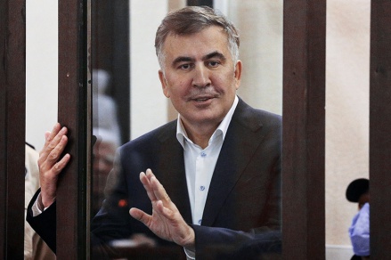 ნამყოფი ვარ ამერიკულ სამხედრო ბაზაზე გრენლანდიაში, იქ გვიცნეს და უამრავი ადგილობრივი მცხოვრები მოვიდა ფოტოს გადასაღებად -მიხეილ სააკაშვილი