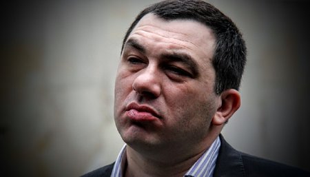 „გაფრთხილებული ვარ და ფორმალურად არ შემიძლია ლაპარაკი, მაგრამ გარწმუნებთ, ამით არაფერს კარგავთ"