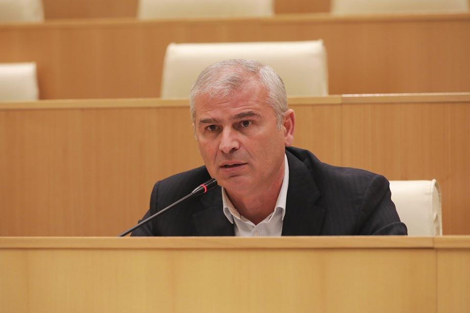 ირაკლი ქადაგიშვილი – გვინდა, ის პარტიები აიკრძალონ, რომლებიც საქართველოს კონსტიტუციას მიზანმიმართულა