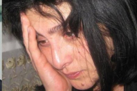 „დილით როცა მივედით სკოლაში, დაგვხვდა ეს წარწერები კამერებზე, კედლებზე, დაფებზე, საკლასო ოთახებში და აჭრელებული იყო ყველაფერი ამ წითელი წარწერებით“