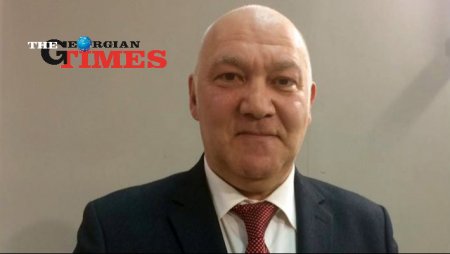 "აქ კომენტარებიც ზედმეტია, - თუ ვინ არის რუსული პროექტი, ამიტომაც არ გამოდის და არც გამოვა ქართველი ხალხი ამ რენეგატების მხარდასაჭერად!!!"