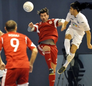sport.ua-მ უკრაინის პრემიერლიგაში მოთამაშე 10 საუკეთესო ქართველი ფეხბურთელი დაასახელა - კახა კალაძე პირველია