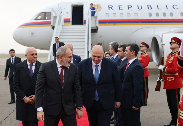 AA23B9C1-5615-4E0E-B67C-1EF58450DEFB