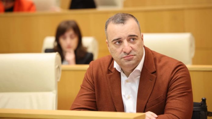 rati-ionatamishvili_w_h