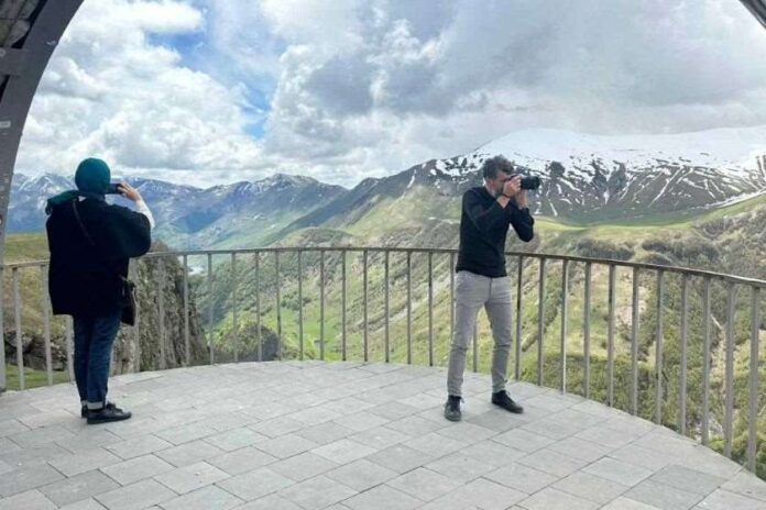 ბერძენი ჟურნალისტები