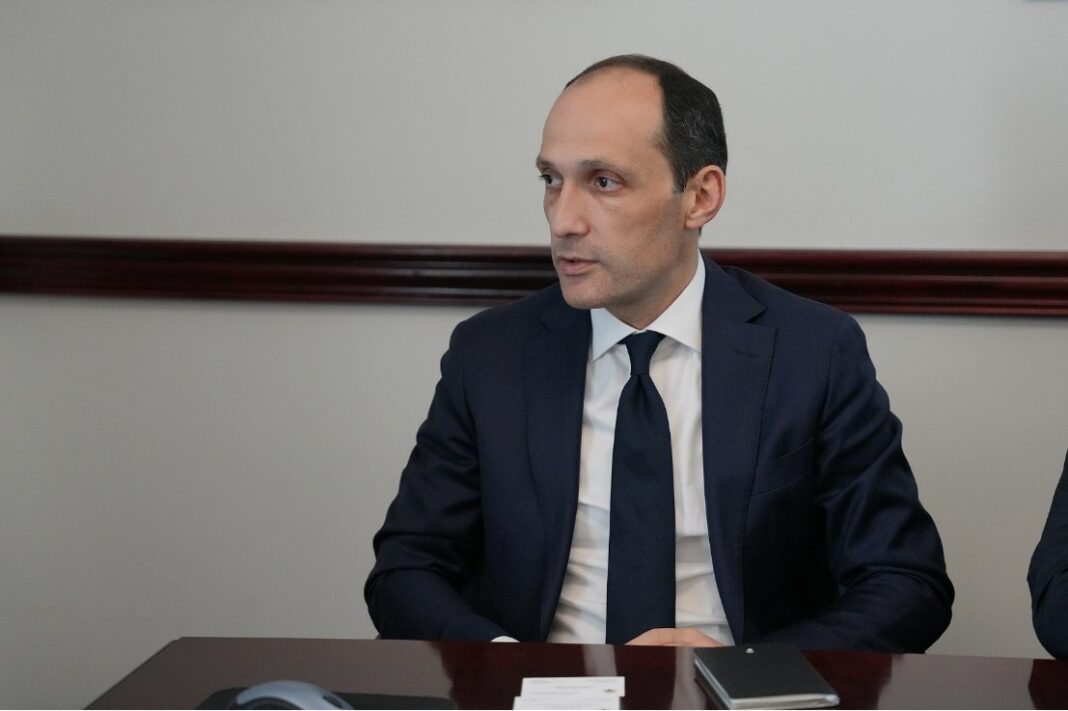 ლევან დავითაშვილი