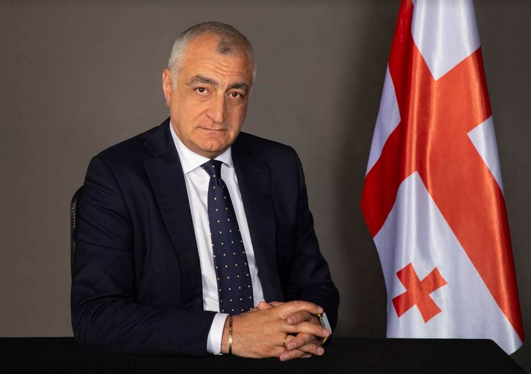 მამუკა ხაზარაძე