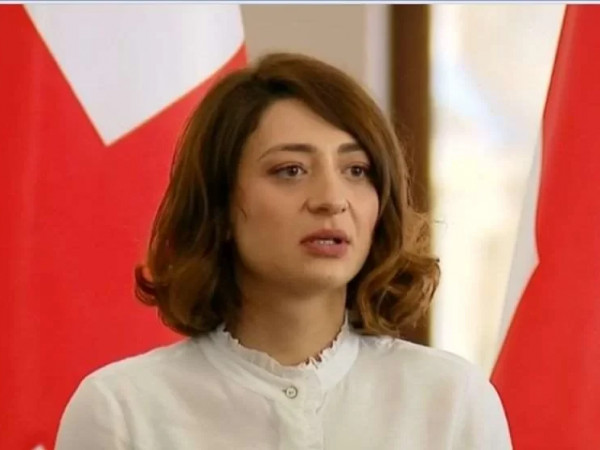 ანააა